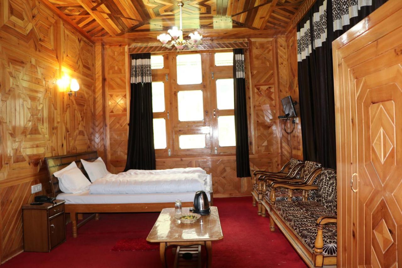 Hotel Mount Kailash Sangla Exterior photo
